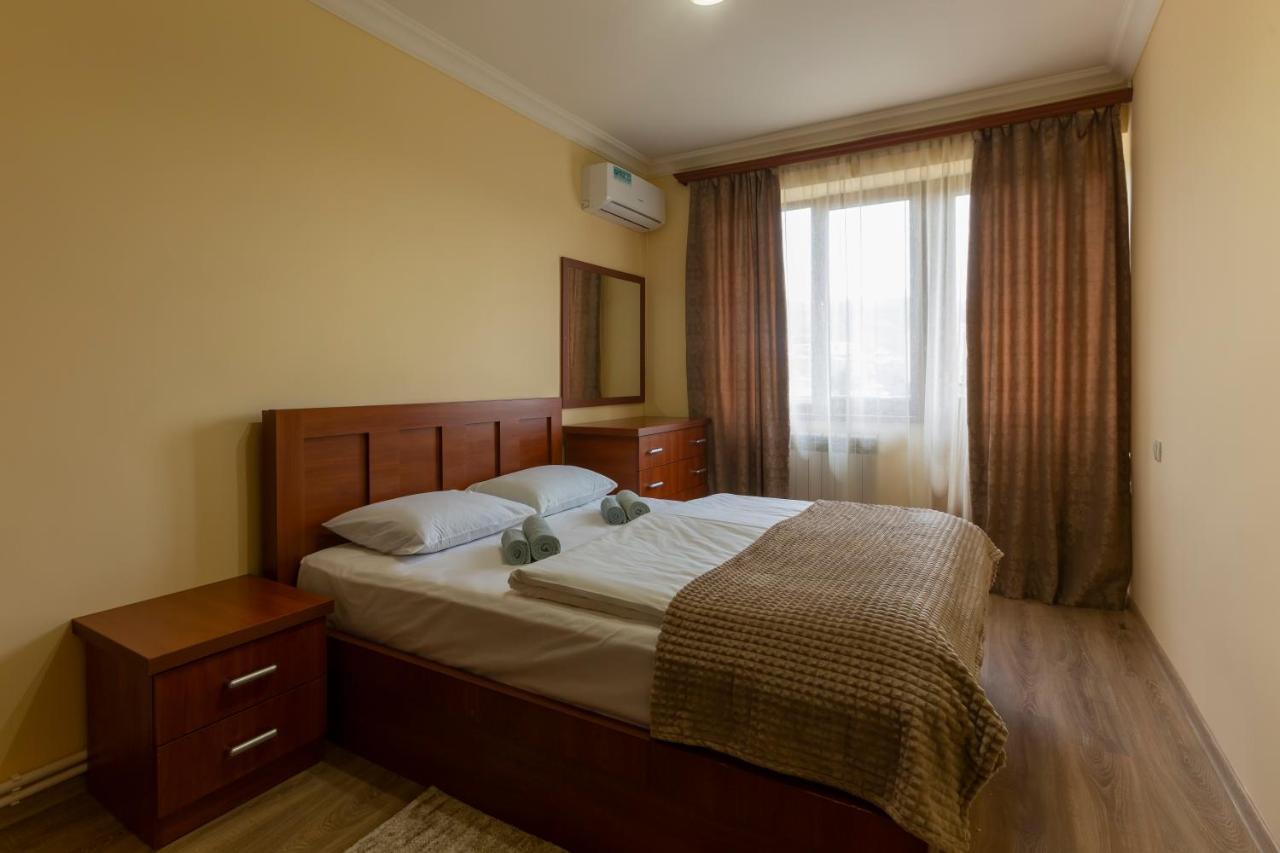 Umba Apartment N5 - Balcony And Mount Ararat View Yerevan Exterior photo